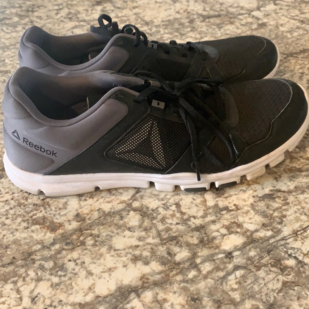 Men’s Reebok Athletic Shoe